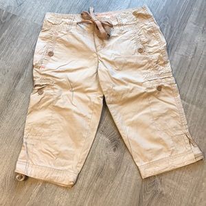 American Eagle Capris